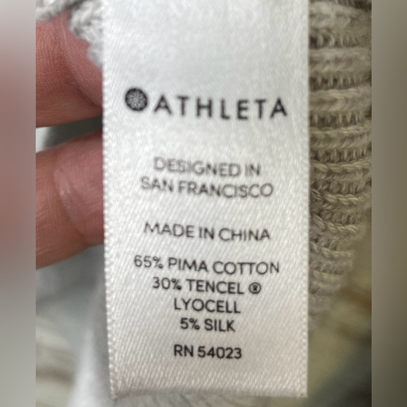 Athleta Light Grey Rest Day Hoodie Sweater Sz small great blend!  LIKE NEW! - Picture 7 of 9